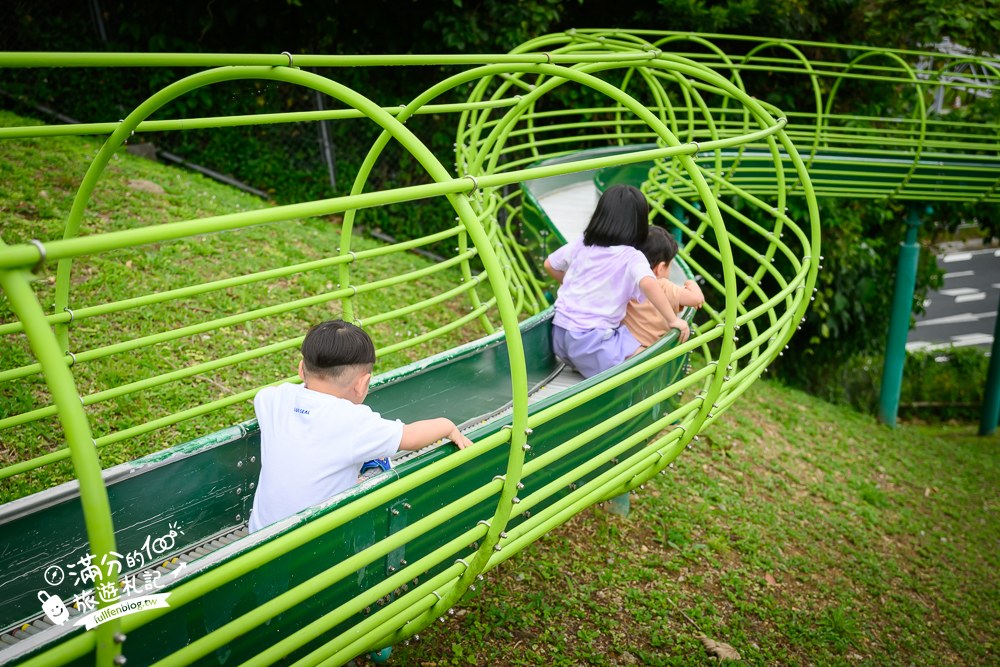 浦添大公園｜90公尺大型滾輪溜滑梯