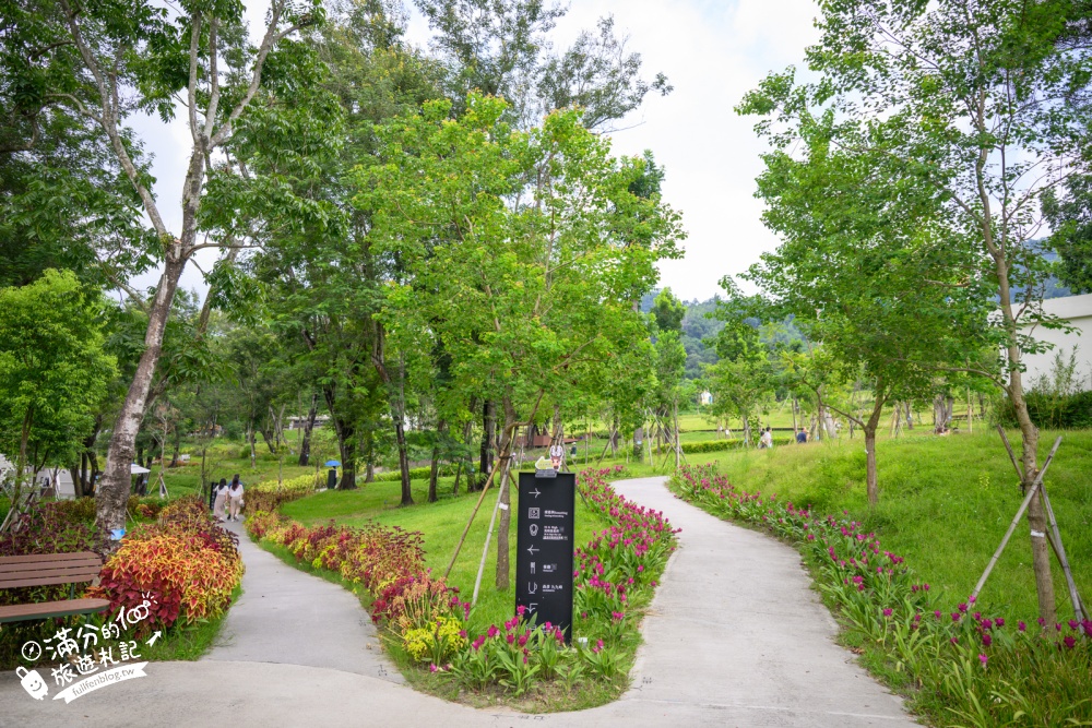 南投【薰衣草森林九九峰園區玩樂攻略】全台唯一168公尺氦氣球升空體驗怎麼安排!鳥瞰九九峰.逛花園.用餐下午茶超充實! 南投【薰衣草森林九九峰園區玩樂攻略】全台唯一168公尺氦氣球升空體驗怎麼安排!鳥瞰九九峰.逛花園.用餐下午茶超充實!
