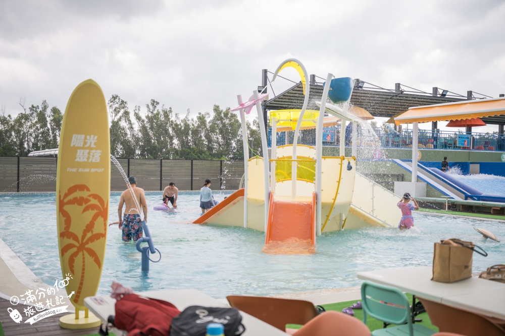 嘉義【芯浪國際滑板衝浪水公園】太保全新開幕衝浪水樂園.優惠門票、設施資訊，適合全年齡層的衝浪主題玩水勝地!