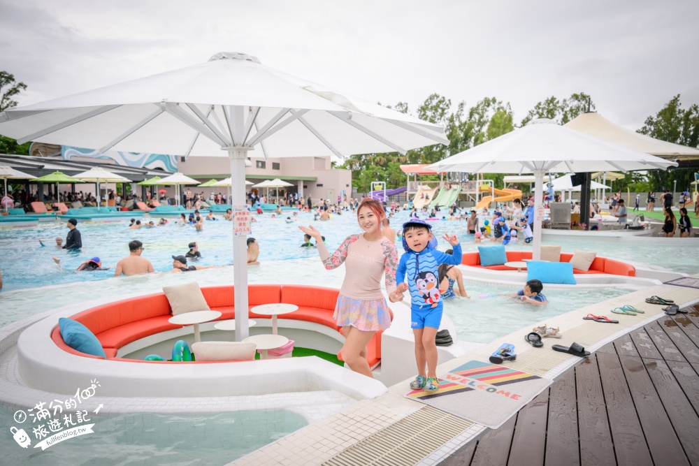 嘉義【芯浪國際滑板衝浪水公園】太保全新開幕衝浪水樂園.優惠門票、設施資訊，適合全年齡層的衝浪主題玩水勝地!