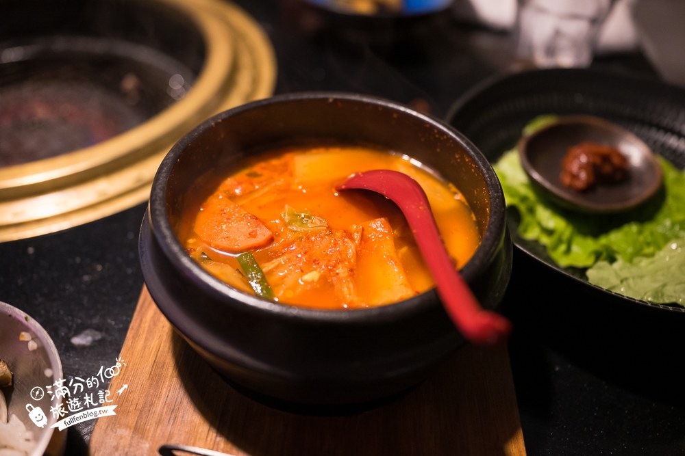麓的宮道頓堀店｜焼肉 麓の宮 なんば道頓堀店 doutonbori｜湯品與生菜