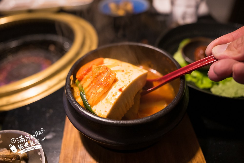 麓的宮道頓堀店｜焼肉 麓の宮 なんば道頓堀店 doutonbori｜湯品與生菜