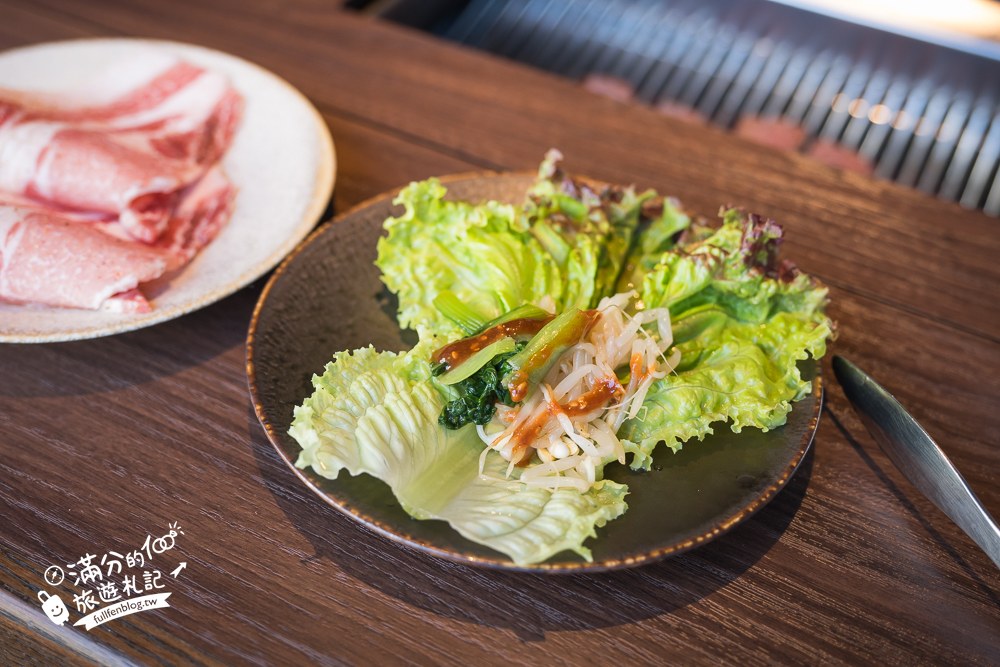 琉球的牛|焼肉 琉球の牛 北谷|套餐副菜陸續上桌 琉球的牛|焼肉 琉球の牛 北谷|套餐副菜陸續上桌