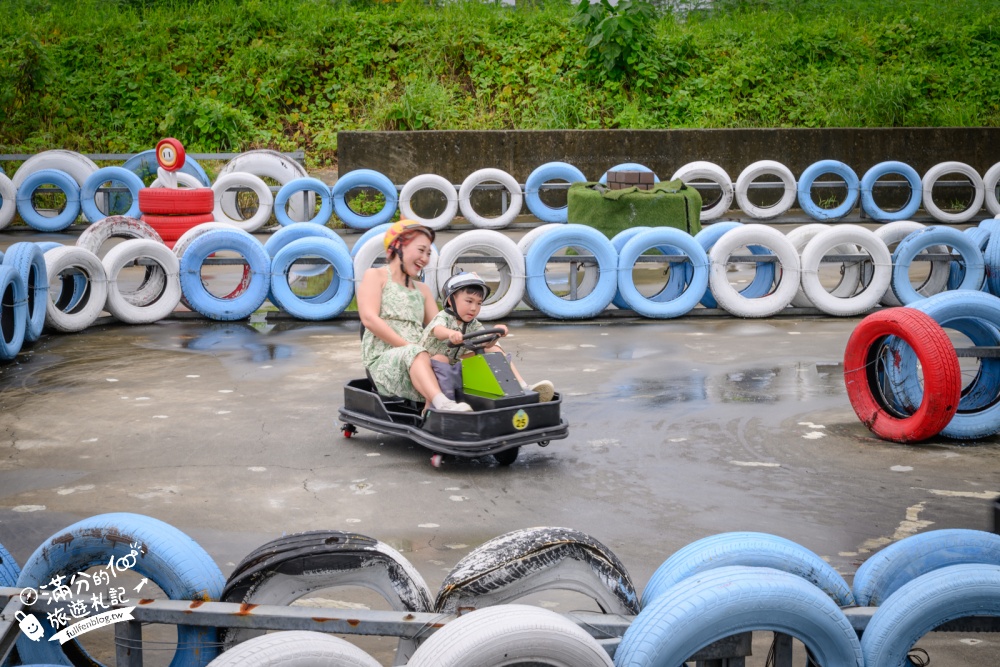 恆春親子賽車體驗【墾丁恐龍賽車場】滿一歲就能玩,巨型恐龍陪你尬車!卡丁車與親子甩尾車超刺激 恆春親子賽車體驗【墾丁恐龍賽車場】滿一歲就能玩,巨型恐龍陪你尬車!卡丁車與親子甩尾車超刺激