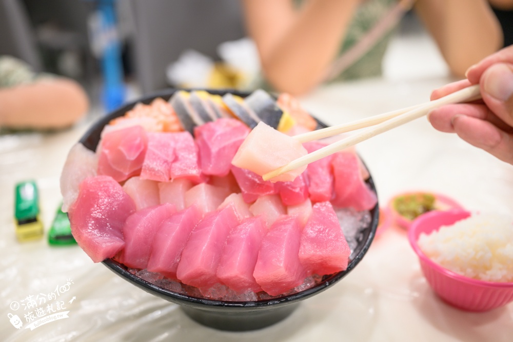 墾丁海鮮餐廳【墾丁輝哥生魚片】40片只要200元！厚切生魚片、現撈海鮮與免費專屬停車場!