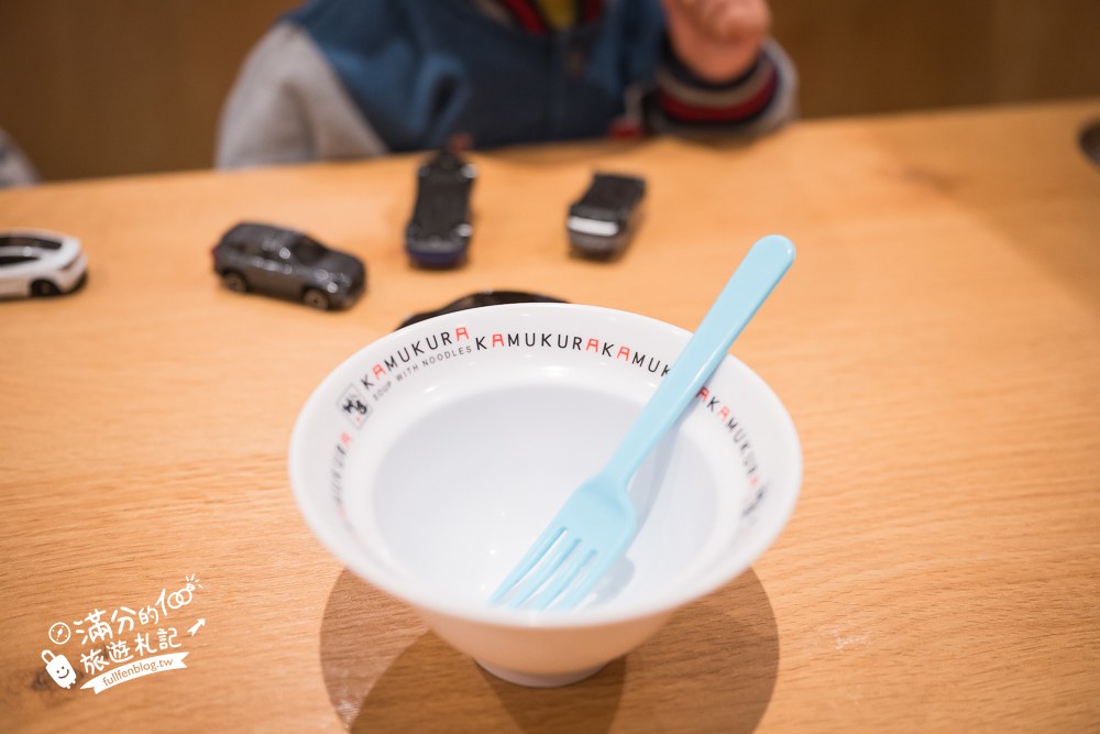 神座拉麵|どうとんぼり神座|親子座位與兒童餐具 神座拉麵|どうとんぼり神座|親子座位與兒童餐具
