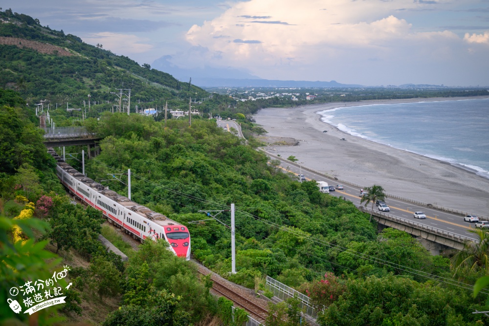 台東【太麻里華源曙光觀景台】免費看海秘境！日出、火車與月牙灣海岸線一次收錄