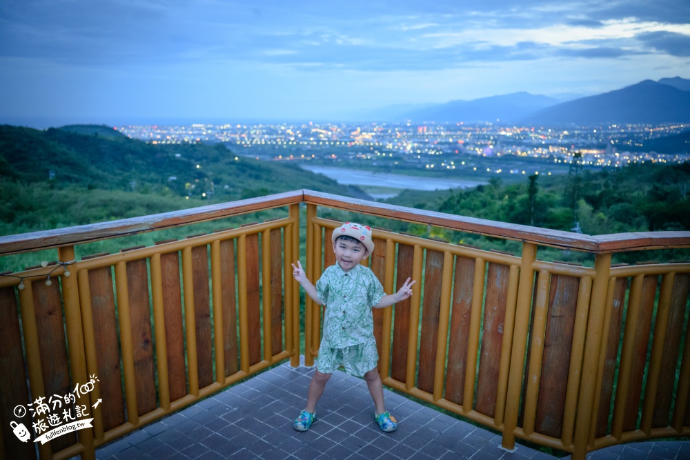 台東夜景餐廳【月亮彎彎景觀咖啡】從山海夕陽一路看到城市燈火!