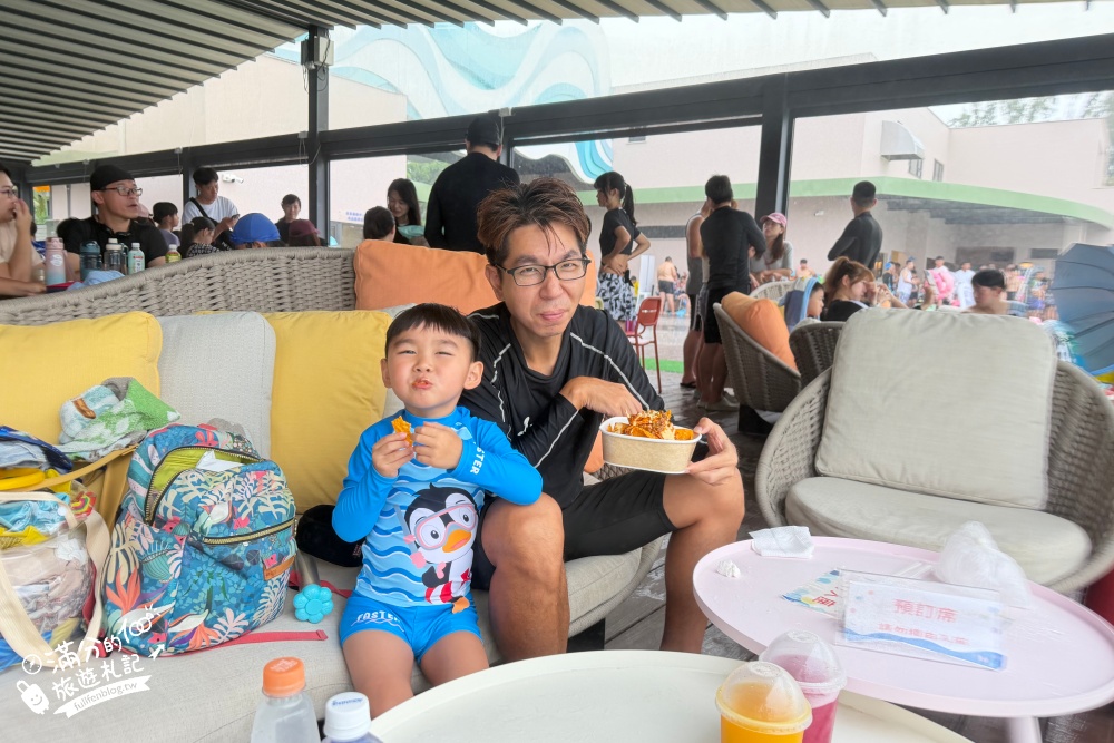 嘉義【芯浪國際滑板衝浪水公園】太保全新開幕衝浪水樂園.優惠門票、設施資訊，適合全年齡層的衝浪主題玩水勝地!