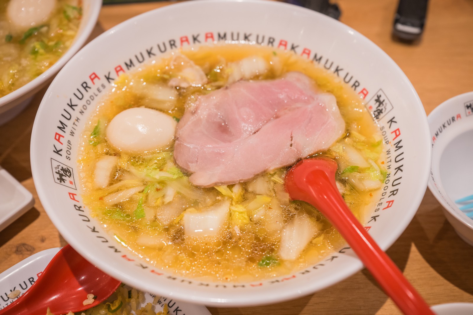 大阪拉麵【どうとんぼり神座】招牌美味拉麵760日圓起,道頓堀宵夜選擇!