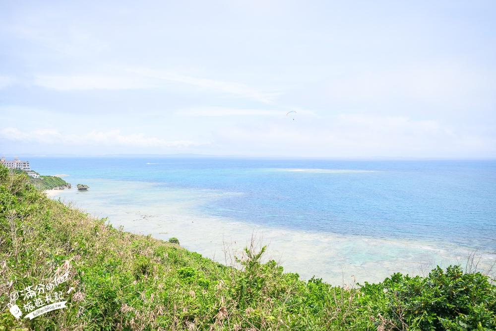 沖繩【知念岬公園】免門票眺望太平洋與久高島，交通停車、拍照亮點及南部一日遊攻略