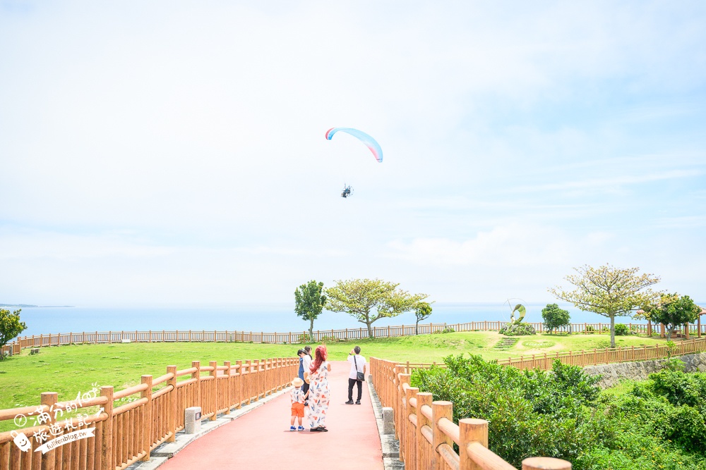 沖繩【知念岬公園】免門票眺望太平洋與久高島，交通停車、拍照亮點及南部一日遊攻略