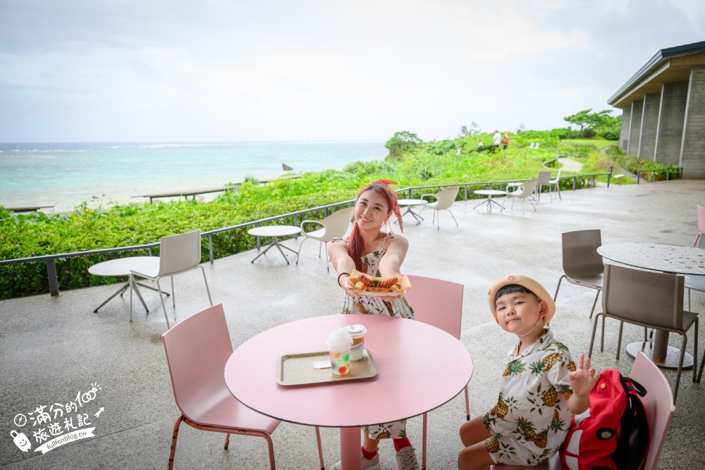 【沖繩BANTA CAFE】坐在懸崖上看海！星野集團打造日本最大級海景咖啡廳，4大座位區、菜單、交通與停車攻略