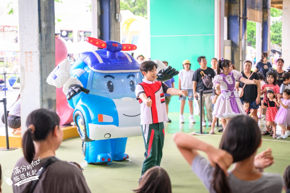 【2026高雄親子遊樂園區】全台最大半室內免費樂園，超過30項親子遊具、戲水廣場，交通停車&玩樂攻略！