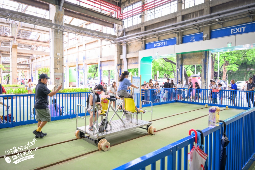 【2026高雄親子遊樂園區】全台最大半室內免費樂園，超過30項親子遊具、戲水廣場，交通停車&玩樂攻略！