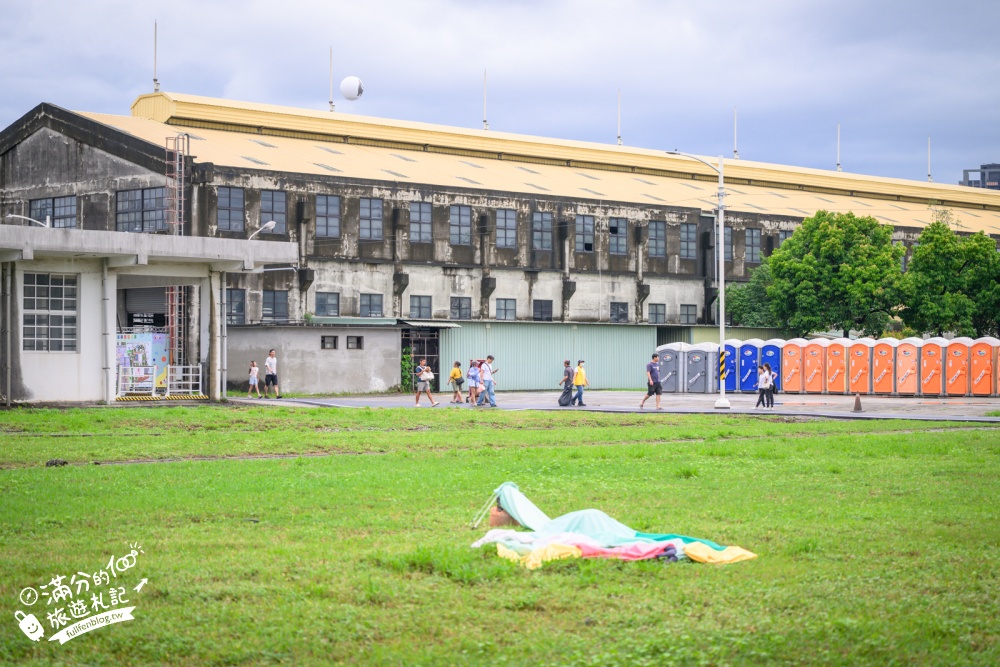 【2026高雄親子遊樂園區】全台最大半室內免費樂園，超過30項親子遊具、戲水廣場，交通停車&玩樂攻略！