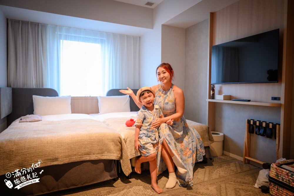 沖繩住宿【THE NEST那霸】22公尺頂樓無邊際泳池！旭橋站步行5分鐘，房型、早餐、停車攻略
