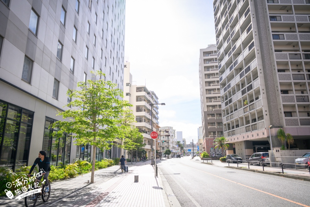 沖繩住宿【THE NEST那霸】22公尺頂樓無邊際泳池！旭橋站步行5分鐘，房型、早餐、停車攻略