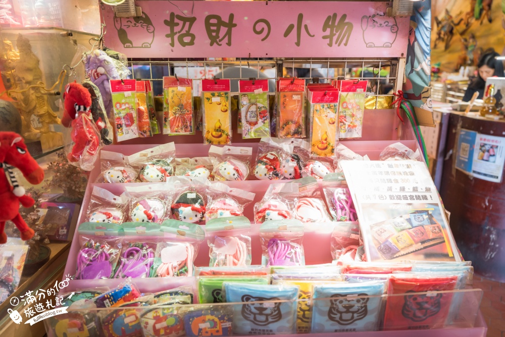 【新竹普天宮】古奇峰巨大關公像好震撼！仰望120尺關公地標，拜月老、求平安、參拜亮點與交通停車攻略！