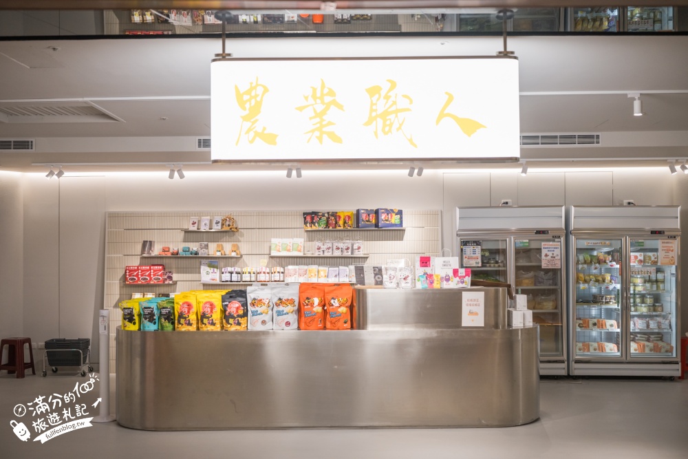【2026恆春出火地質公園攻略】墾丁出火怎麼玩?水火共生奇景、夜間門票與交通資訊 【2026恆春出火地質公園攻略】墾丁出火怎麼玩?水火共生奇景、夜間門票與交通資訊