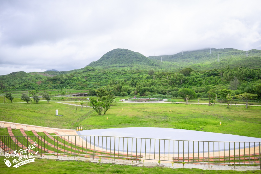 【2026恆春出火地質公園攻略】墾丁出火怎麼玩?水火共生奇景、夜間門票與交通資訊 【2026恆春出火地質公園攻略】墾丁出火怎麼玩?水火共生奇景、夜間門票與交通資訊