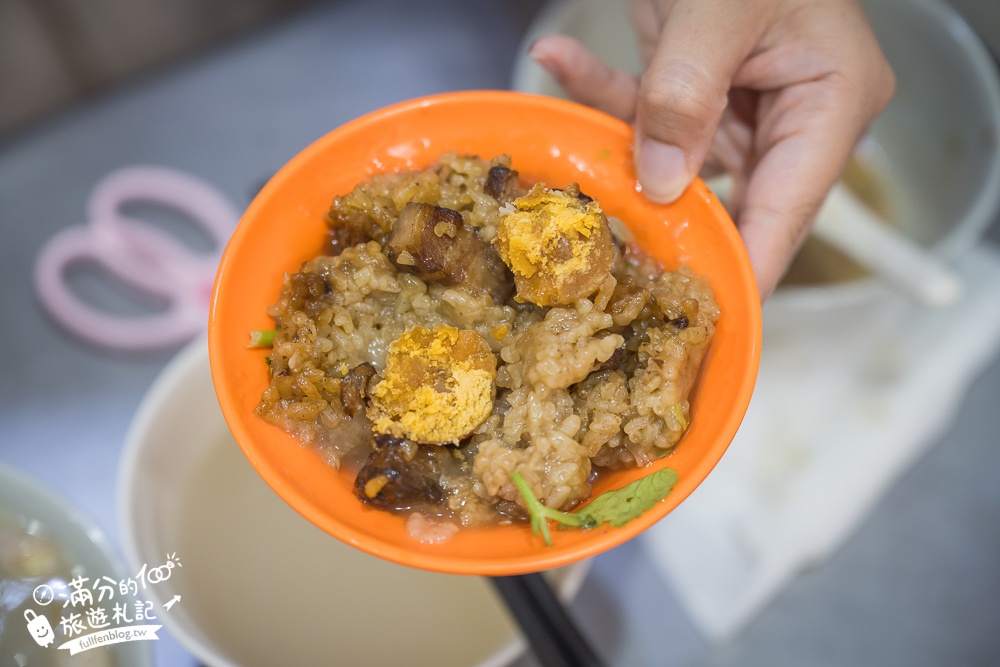 【淡水林記肉圓】直接來一套必吃肉圓.油粿+肉粽,四神湯平價給料飽滿,在地飄香30年好滋味!