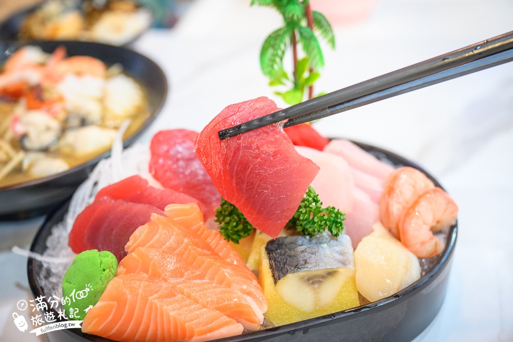 雲林美食【彭家飯湯】古早味割稻飯.飽滿海鮮平價上桌,五色生魚片也是超人氣! 雲林美食【彭家飯湯】古早味割稻飯.飽滿海鮮平價上桌,五色生魚片也是超人氣!