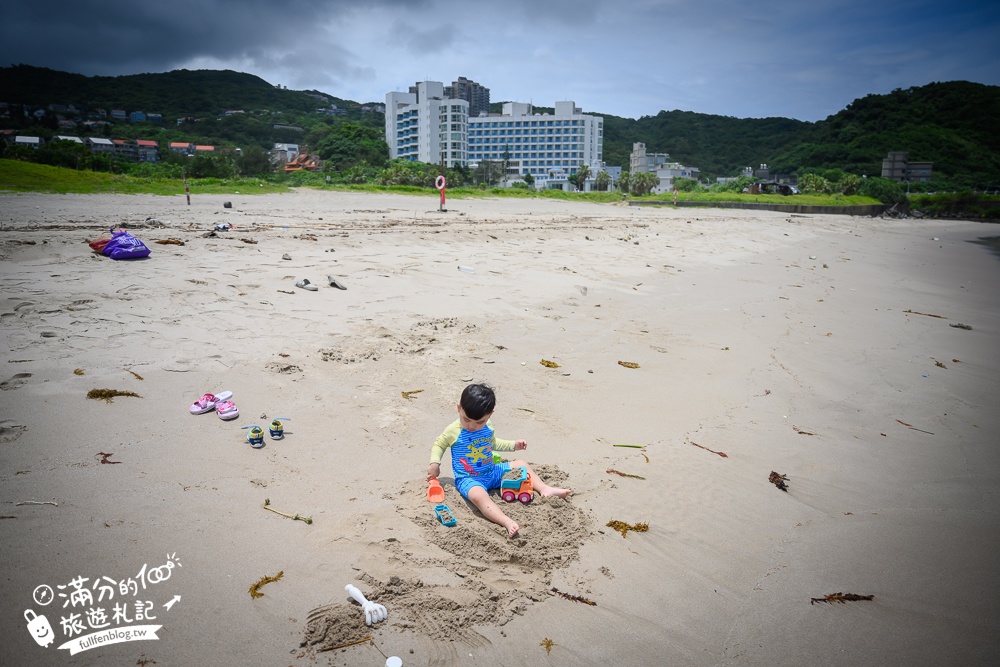 【翡翠灣海水浴場】2024新北最新萬里抹茶小山丘,望海玩沙看基隆嶼,還能玩拍古錐抹茶山丘超療癒!