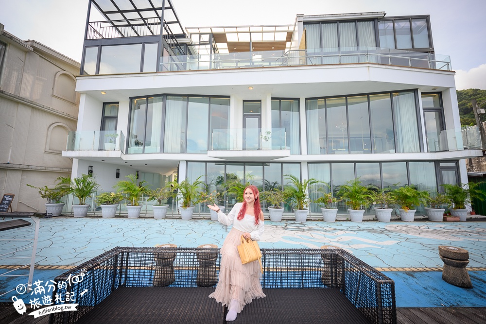 宜蘭民宿推薦【PLAY Hotel】頭城最美海景民宿,泡大浴缸看龜山島,早餐是超澎湃海鮮粥超推!