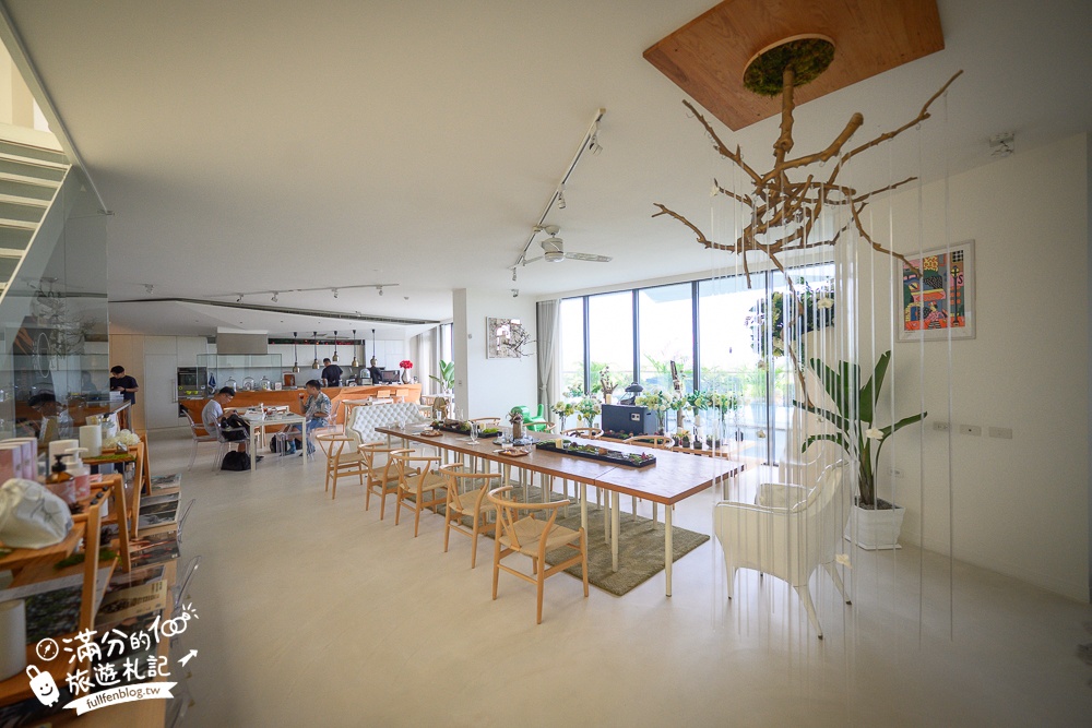 宜蘭民宿推薦【PLAY Hotel】頭城最美海景民宿,泡大浴缸看龜山島,早餐是超澎湃海鮮粥超推!