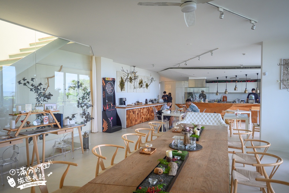 宜蘭民宿推薦【PLAY Hotel】頭城最美海景民宿,泡大浴缸看龜山島,早餐是超澎湃海鮮粥超推!
