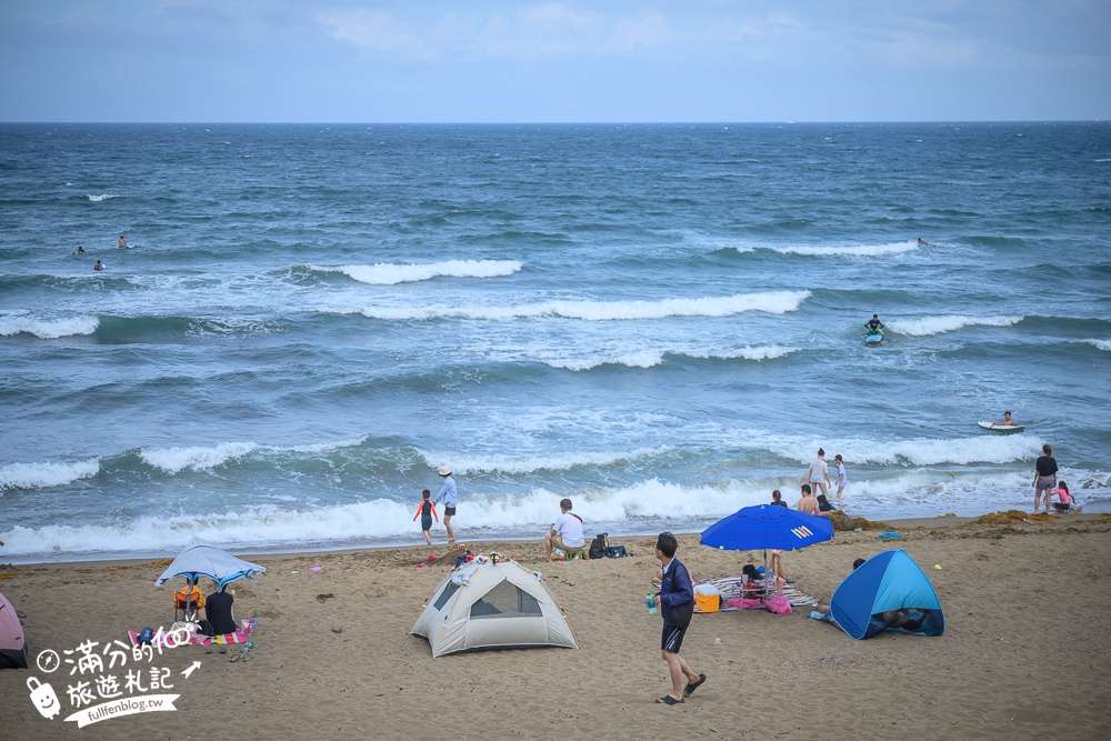 北海岸玩水秘境【中角灣國際衝浪基地】金山看海親子玩水景點,免門票有盥洗淋浴空間好讚!