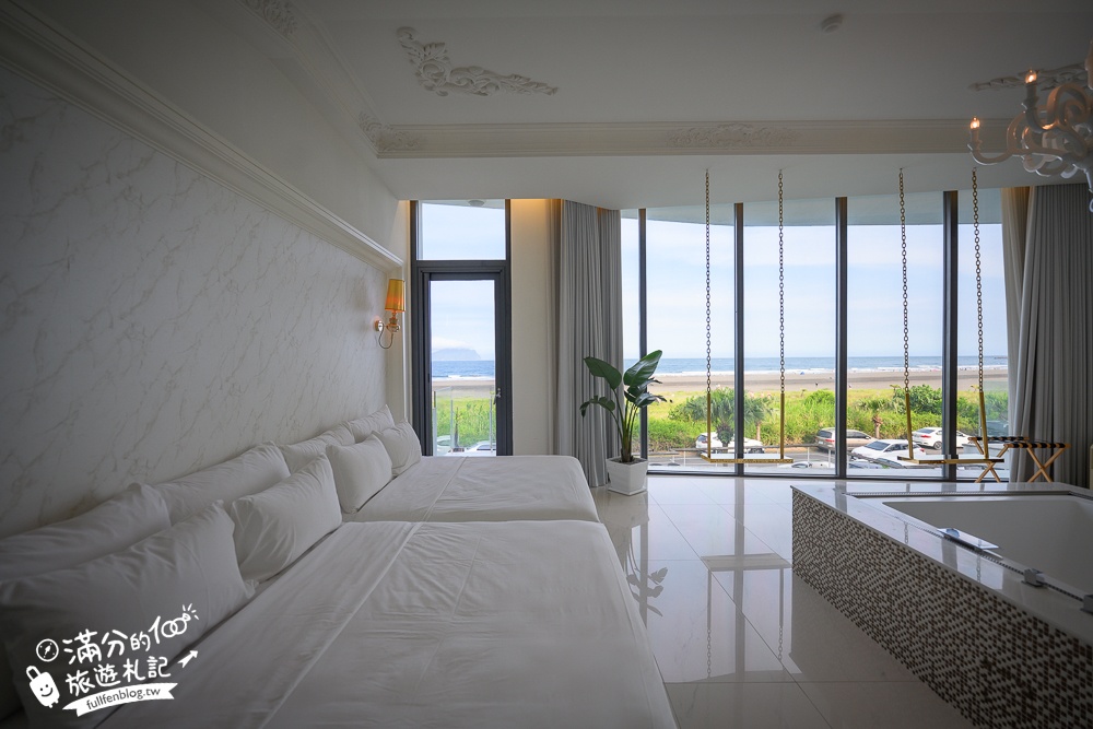 宜蘭民宿推薦【PLAY Hotel】頭城最美海景民宿,泡大浴缸看龜山島,早餐是超澎湃海鮮粥超推!