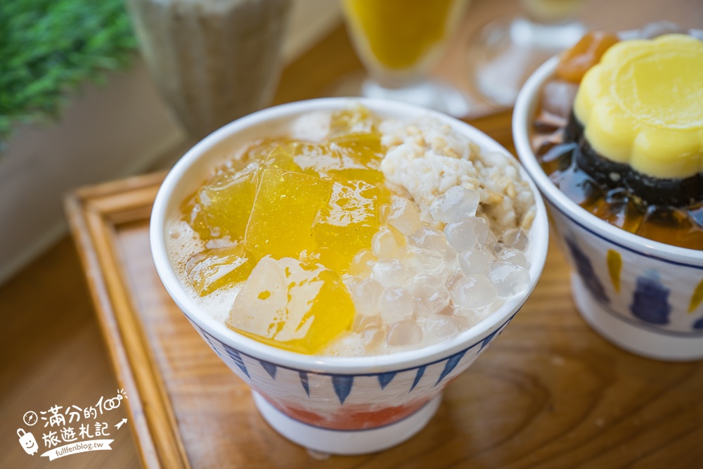 宜蘭新景點【甜島冰菓】火車第一排的特色冰店,與火豚一起呷冰看飛車,呷燒吹冷氣!