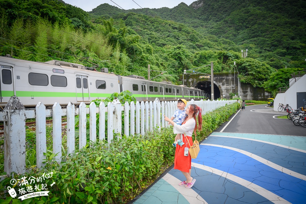 【2024貢寮景點一日遊】TOP10貢寮熱門景點推薦,看沙雕玩水望海吃美食一次滿足,東北角親子玩水攻略!