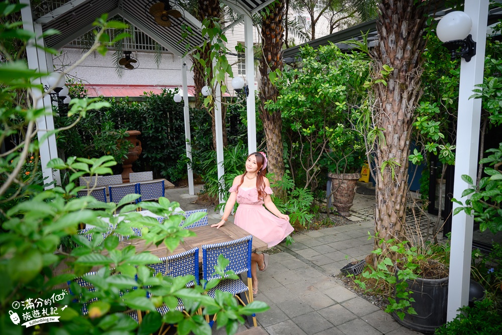 高雄景點|雛菊DAISY VILLA餐酒館高雄青海店|浪漫滿分~叢林風質感餐廳!