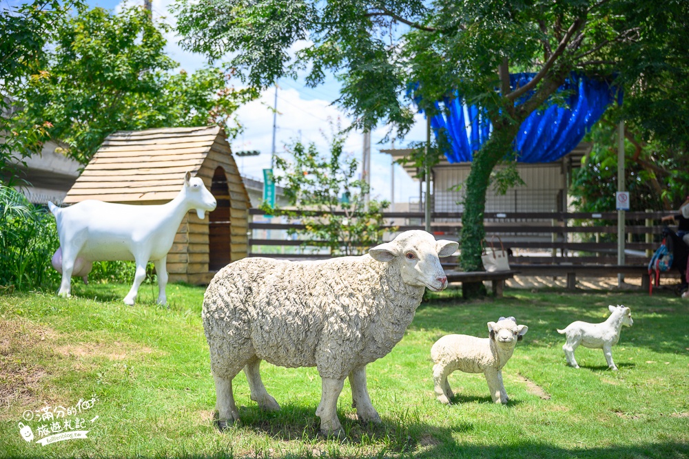 彰化景點【羊舍鮮羊乳牧場】免門票親子農場.餵小羊.喝羊乳.吃羊奶饅頭~看羊休閒好去處!