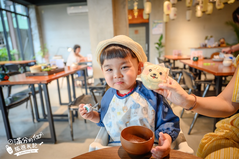 宜蘭早餐【好日時光】卡哇伊柴犬造型刈包&黑精靈漢堡,冬山河早餐推薦,宜蘭親子友善早午餐!