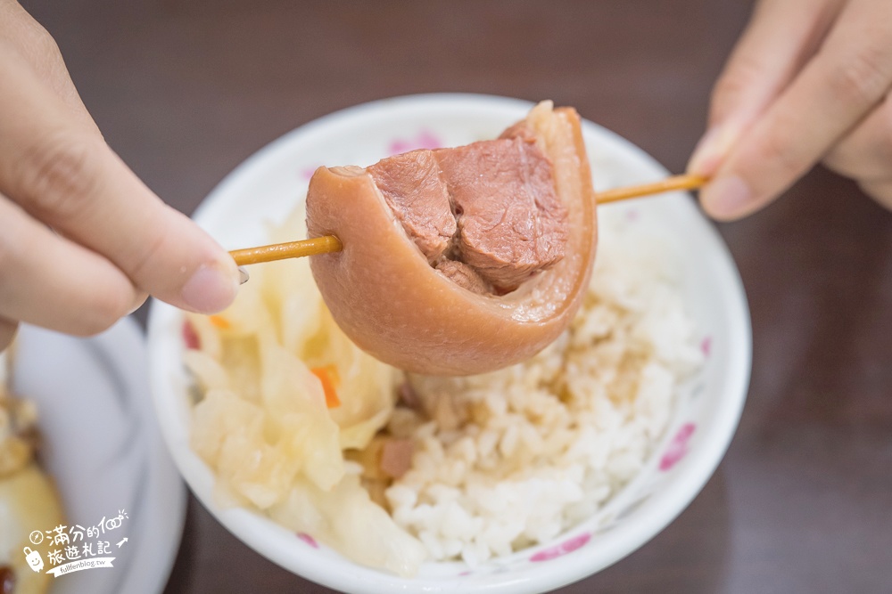 彰化市區美食推薦【老朱阿贊爌肉飯】Google評價4.8顆星,入口即化的好滋味!