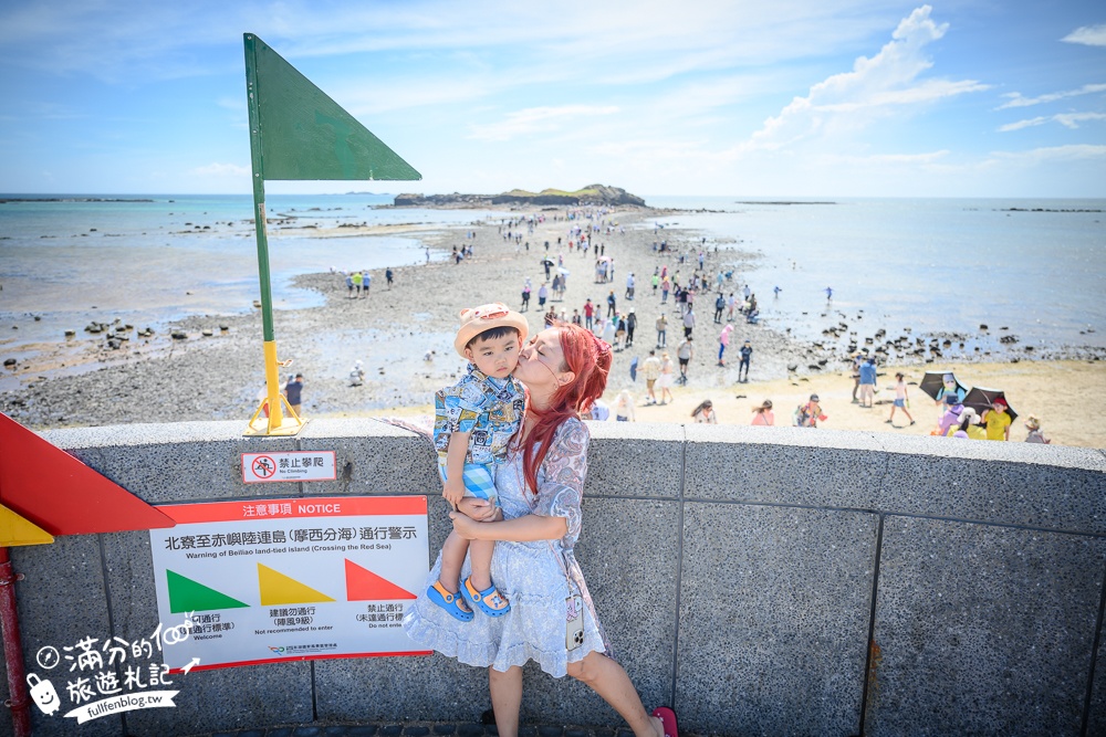 澎湖必玩【奎壁山摩西分海】2025開放時間&潮汐時刻表,澎湖最美的海上巨龍步道!