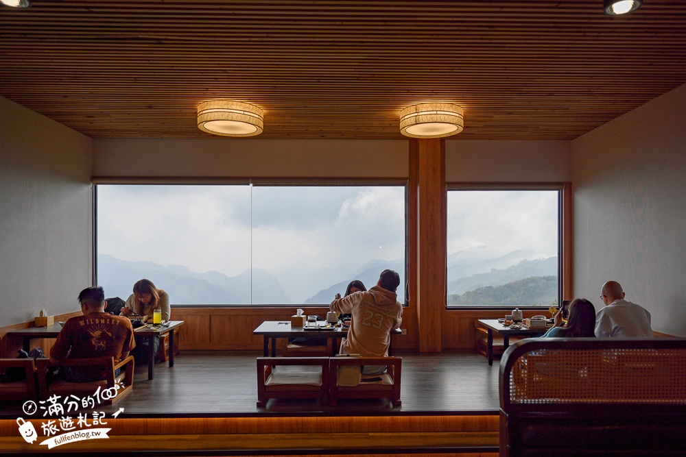 【嘉義佐一茶屋】阿里山景觀餐廳.山景第一排,鰻魚飯三吃好享受,還能吃甜點下午茶!
