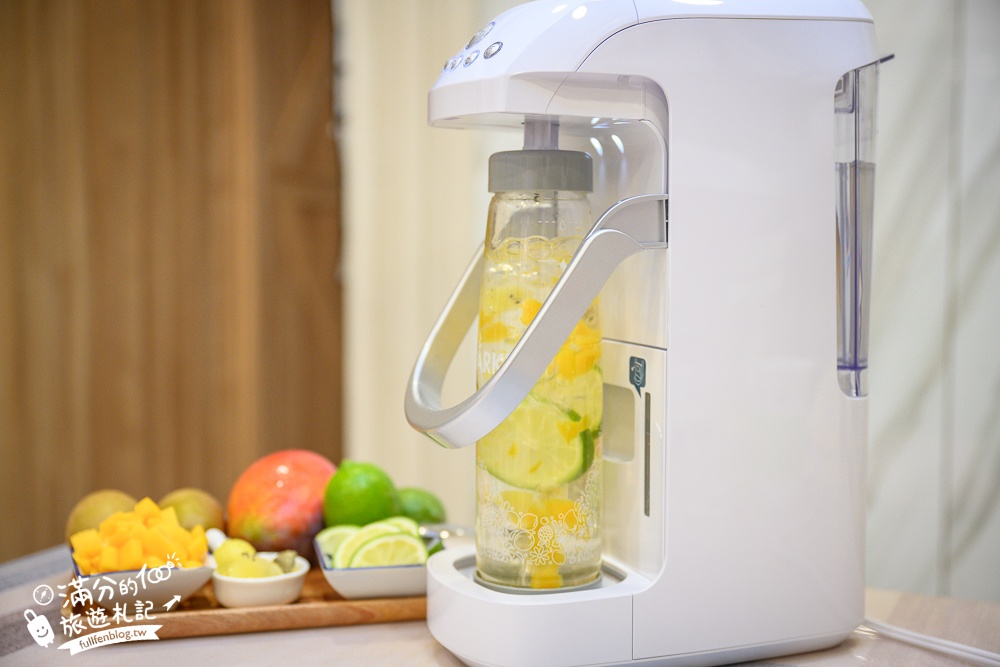 【Sparkel萬用氣泡水機推薦】免使用鋼瓶的氣泡水機,可直接加入水果.冰塊和糖漿,和小孩在家也能輕鬆DIY好喝的氣泡飲!