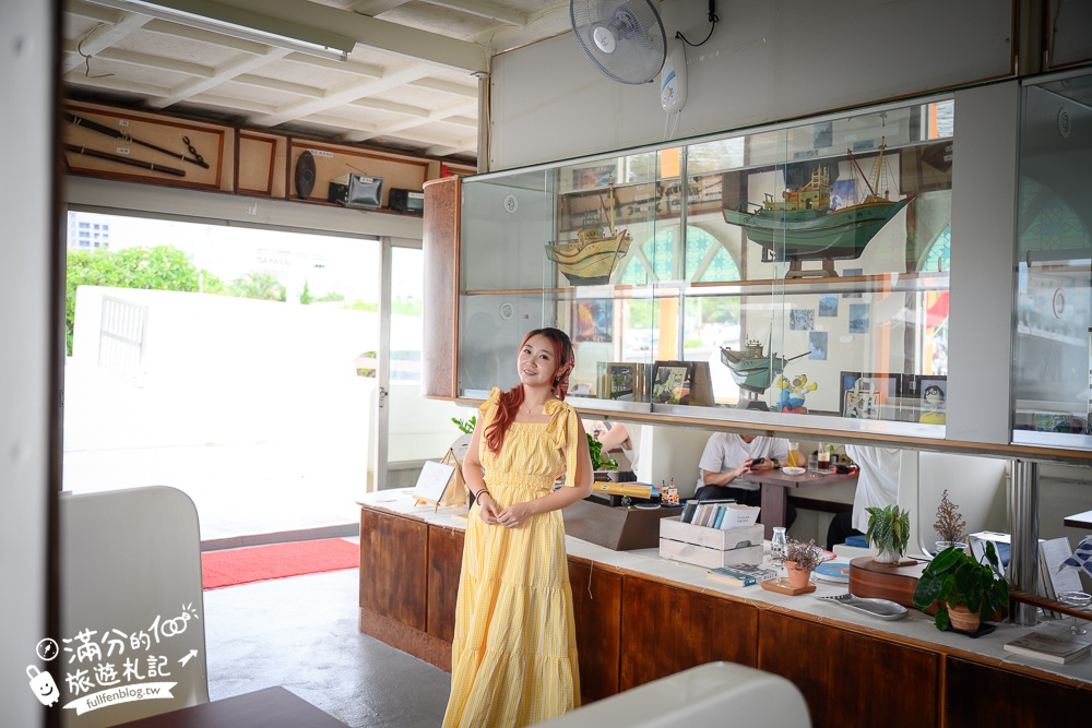 台南【舫 Home Cafe】全台唯一海上船隻咖啡館.全預約制,登船喝咖啡欣賞漁港風光!