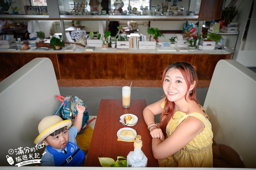 台南【舫 Home Cafe】全台唯一海上船隻咖啡館.全預約制,登船喝咖啡欣賞漁港風光!