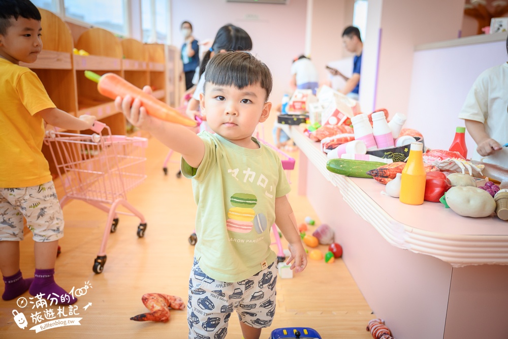 彰化親子餐廳【屁格豬火鍋餐廳親子樂園】用餐收費方式.粉紅豬主題親子餐廳,附兩層樓兒童遊戲區玩翻天!