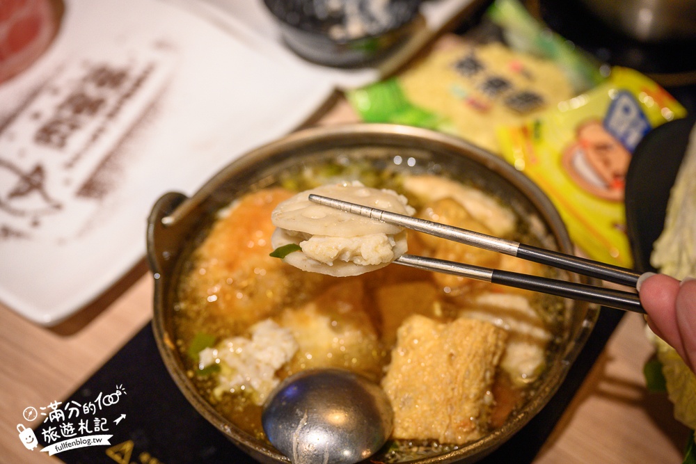 桃園火鍋推薦【肉多多火鍋桃園中華店】$268超過70種火鍋料吃到飽,還能玩跳棋象棋夾娃娃機,加入會員好康肉片領不完!