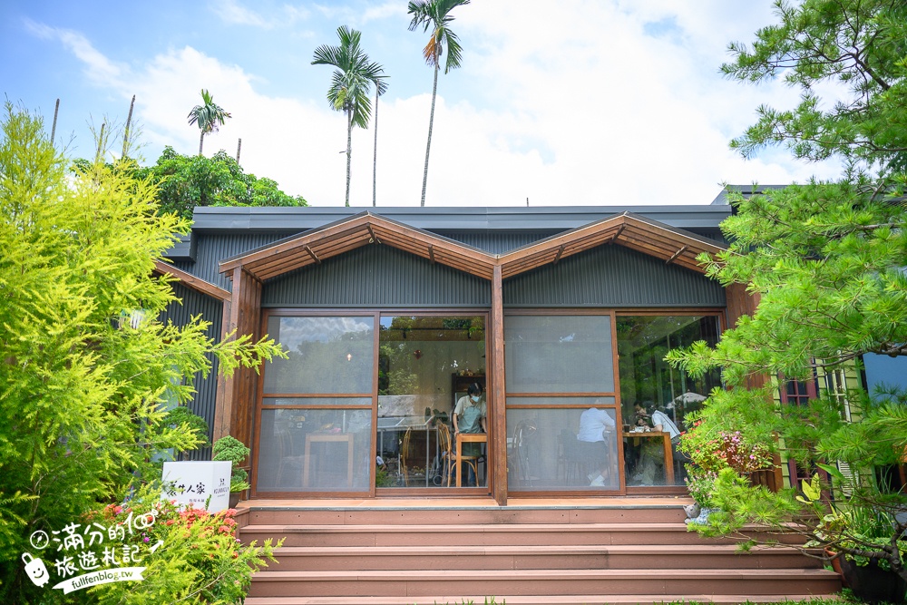 嘉義景點【綠盈牧場親子餐廳】萌牛玻璃屋裡用餐,可以釣魚.玩滑梯和跳跳馬.荷蘭馬廄好亮眼!