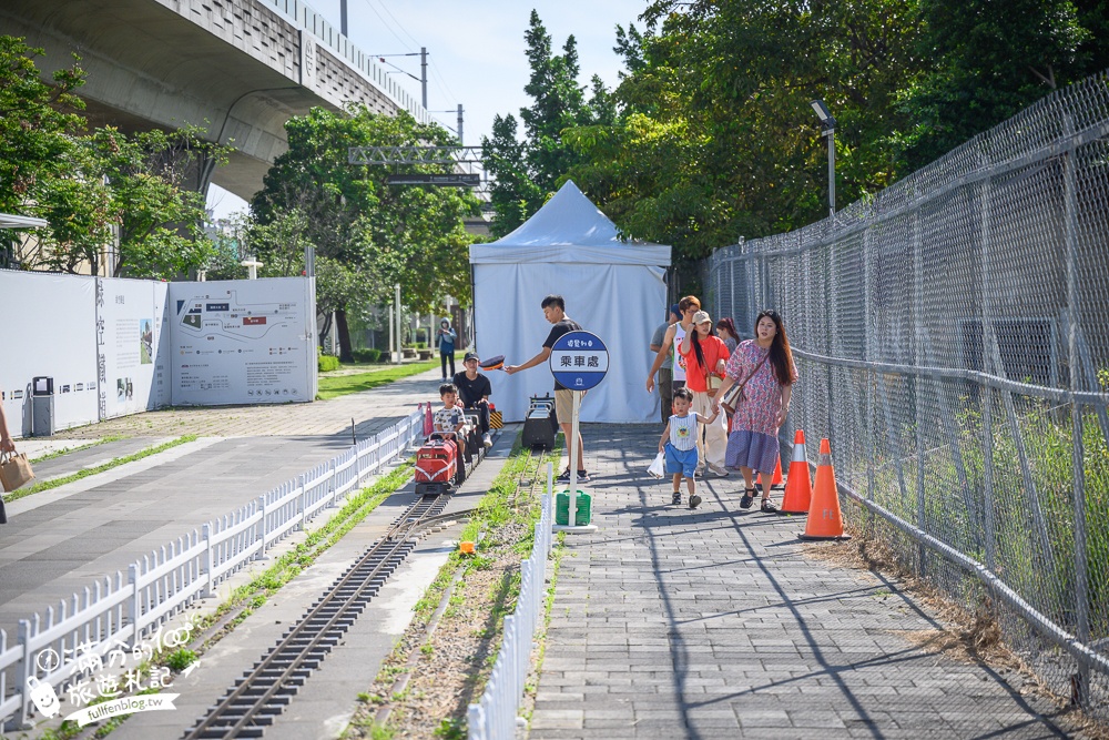 台中新景點【自強號運轉所】在歷史鐵道上搭火車,大人小孩都能玩,地點就在臺中驛鐵道文化園區!