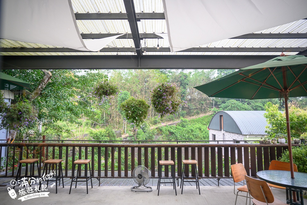 南投【嶋嶋坐景觀咖啡館】鹿谷景觀咖啡館,被綠植盆栽包圍的玻璃屋,午茶約會好地方!