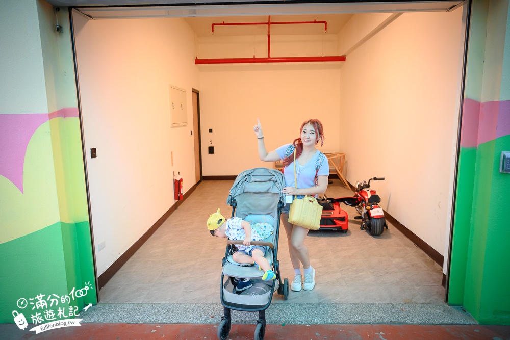 【嘉義棒棒積木飯店】棒棒親子主題館一泊一食開箱,兒童賽車無限暢玩,還有2100坪室內樂園能放電!